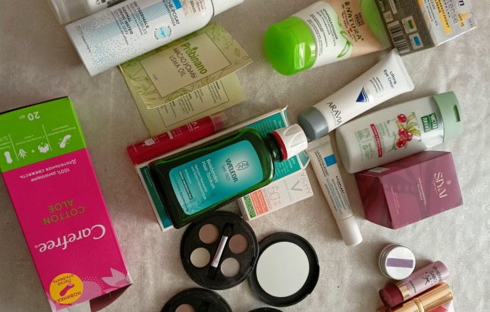 Бесплатно отдам косметику, туал.воду