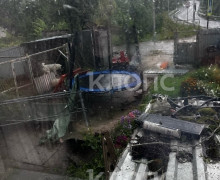 «Сердце сжалось, будто кровь остановилась»: под Калининградом смерч лишил дома три семьи