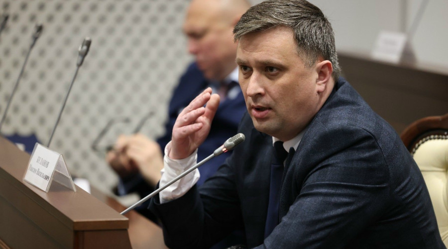 Максим Буланов: работающие жители — главные налогоплательщики региона