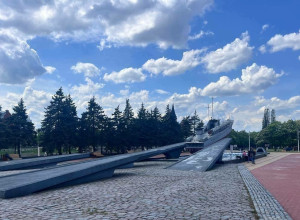 Памятный знак морякам-балтийцам в Калининграде пришёл в негодность после ремонта