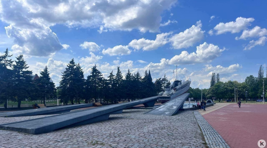 Памятный знак морякам-балтийцам в Калининграде пришёл в негодность после ремонта