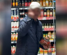 Пенсионер, пристававший к женщинам в Калининграде, продолжает противоправные действия в Светлом