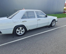 Mercedes-Benz W124, 1991