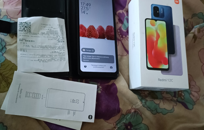 Продаётся телефон Redmi 12C