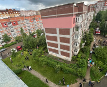 Пожар в пятиэтажке на улице Ульяны Громовой в Калининграде: эвакуация и работа экстренных служб