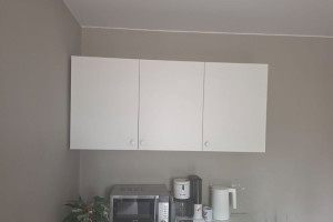Продам белую кухню БУ