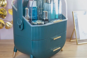 Стильный органайзер для косметики, изумрудный