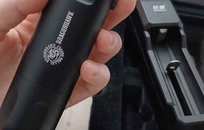 Продам роторную тату машинку Draconhawk