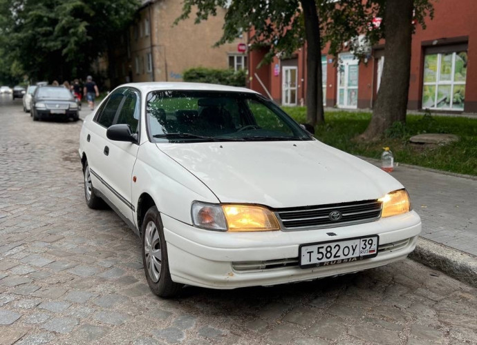 Toyota Carina, 
