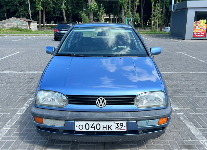 Volkswagen Golf, 1992