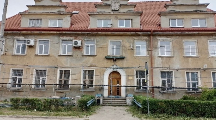 В Железнодорожном начался ремонт исторического здания почтамта