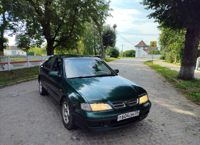 Nissan Primera, 1998