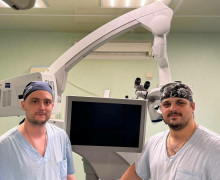 Жительница Калининграда получила травму из-за стеклянной двери и перенесла операцию