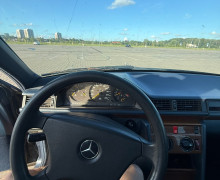 Mercedes-Benz W124, 