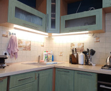 Продам угловую кухню б/у