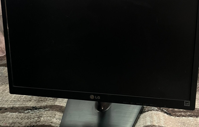 Монитор LG Flatron E2242C-BN