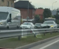 На перекрестке Аэропортной и Орудийной автомобиль врезался в ограждение
