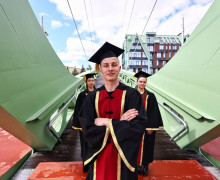 В Калининграде состоялось открытие пешеходного моста от парка «Юность» на остров Канта