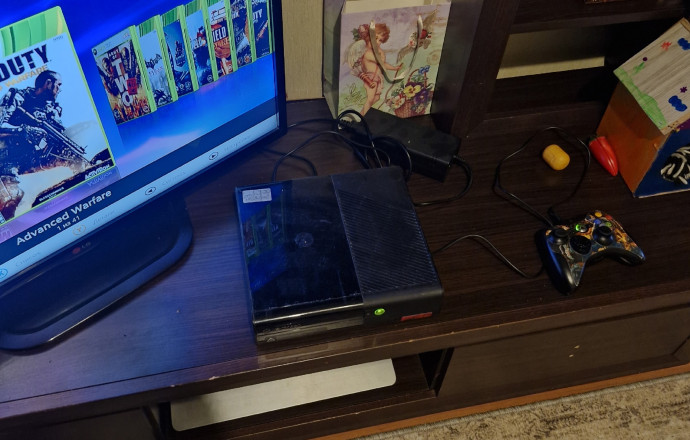 Игровая приставка Xbox 360 E 500 ГБ