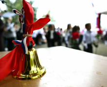 День знаний в приграничном Мамоново: школа-ровесница региона встретила первоклассников