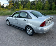 Ford Focus, 2001