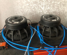 Продам музыкальное оборудование: динамики AMP 1000w, усилитель BARRACUDA, кораб на 110л