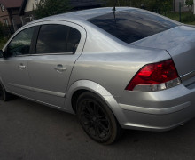 Opel Astra, 2011
