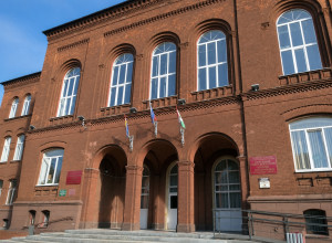 В Черняховске объявили конкурс на реставрацию гимназии с росписями по мотивам «Одиссеи»
