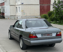 Mercedes-Benz W124, 