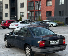 Opel Vectra, 1991