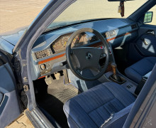 Mercedes-Benz W124, 
