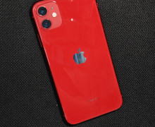 Продам iPhone 11 64GB
