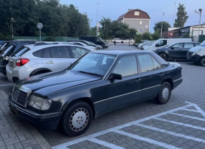 Mercedes-Benz W124, 