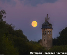 Кирха в регионе: историческое здание пережило войну, но потеряло колокол