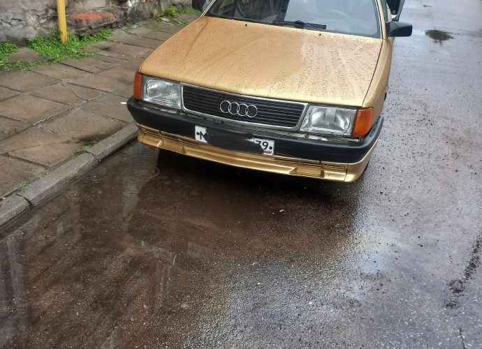 Audi 100, 
