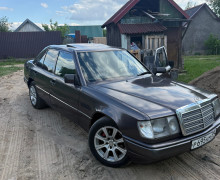 Mercedes-Benz W124, 1991