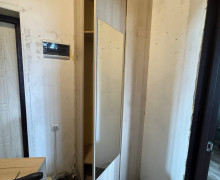 Продам угловой шкаф в прихожую