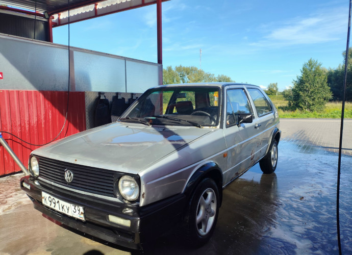 Volkswagen Golf, 1987