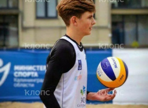 19-летний калининградец разбил окно в горящем троллейбусе и помог пассажирам