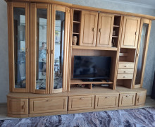 Продам стенку из натурального дерева