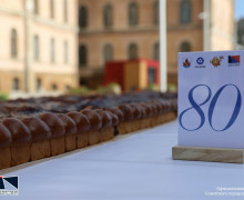 В Советске испекли 80-метровый плодово-ягодный пирог в честь Дня города и юбилея области