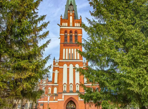 Костёл святого Бруно Кверфуртского: неоготический храм на оживлённой улице Инстербурга