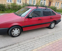 Volkswagen Passat, 1989