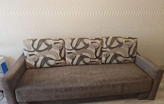 Отдам даром диван 2х-спальный раскладной еврокнижка