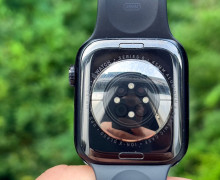 Продам iPhone 16 128GB и Apple Watch 8 45mm