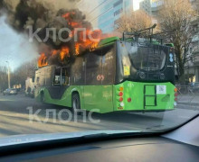 Елена Дятлова сообщила о проверке второго троллейбуса, аналогичного сгоревшему на Московском проспекте