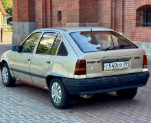 Opel Kadett, 1989