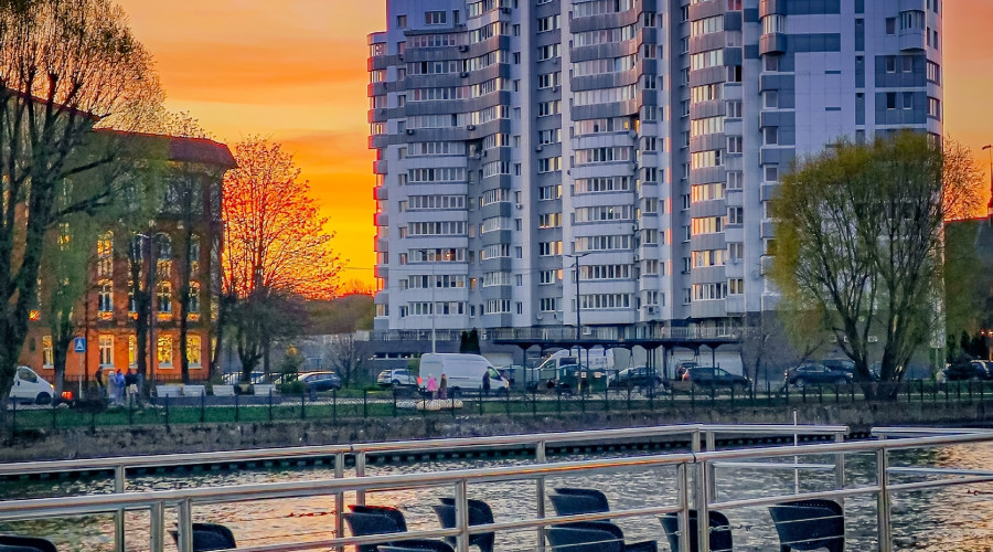 Калининград в вечернее время
