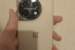 Продам / обменяю OnePlus 11 Jupiter rock limited edition 512/16