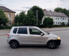 Mazda 2, 2004